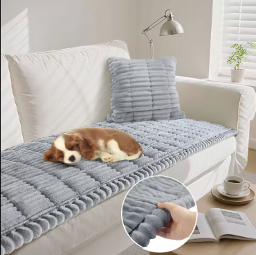 PawHaven – Flannel Quilted Sofa Pad