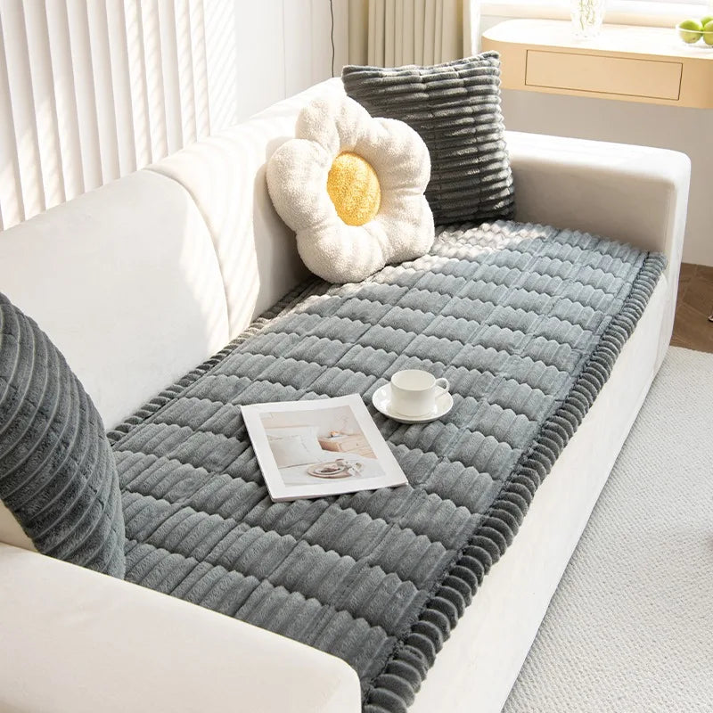 PawHaven – Flannel Quilted Sofa Pad