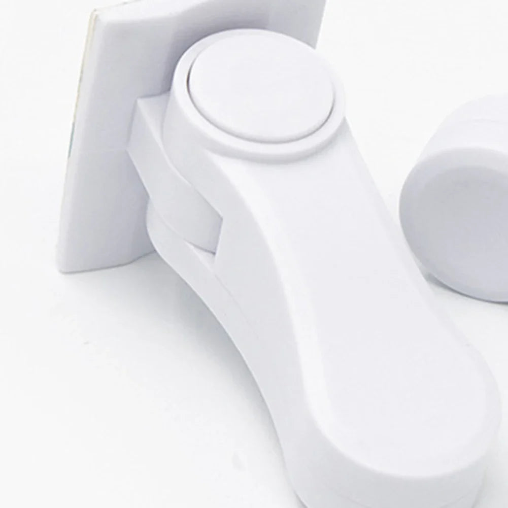 Pet-Safe Door Lock – 180° Rotating Security Latch for Doors & Cabinets